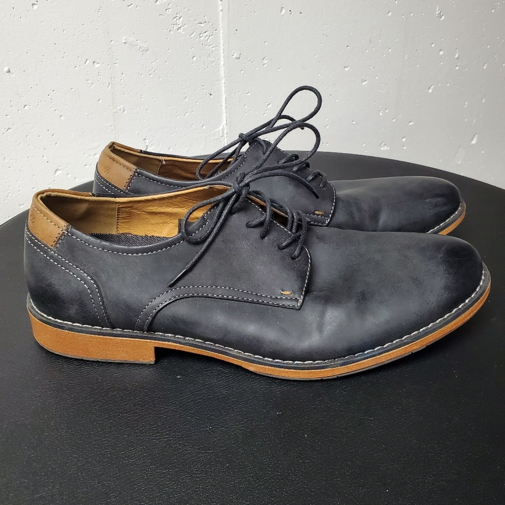 GBX Men's Classic Black Lace-Up Derby Shoes with Tan Trim Sz 11